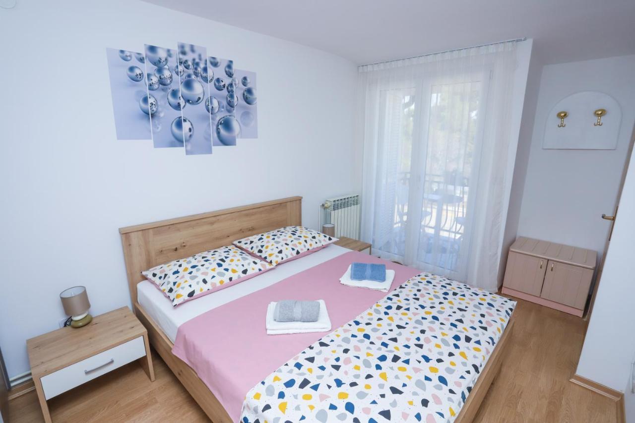 Apartment Ivica Porec Esterno foto