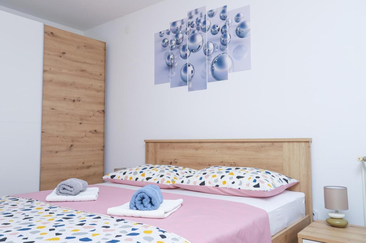 Apartment Ivica Porec Esterno foto