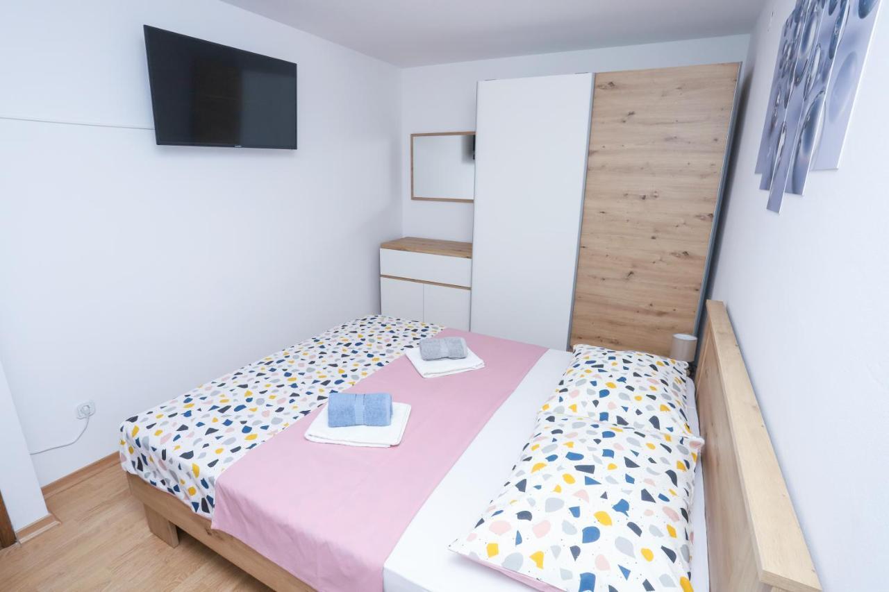 Apartment Ivica Porec Esterno foto