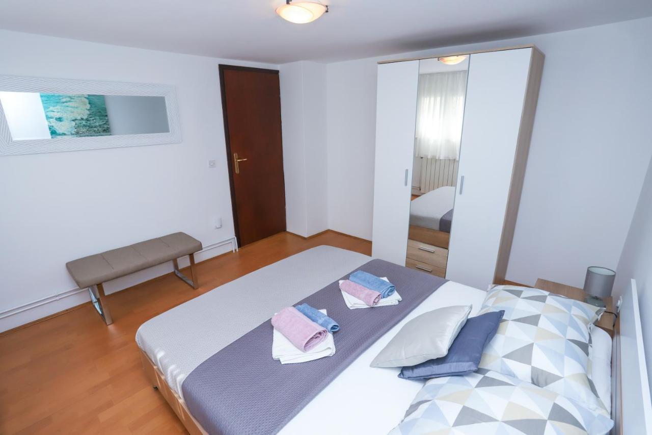Apartment Ivica Porec Esterno foto